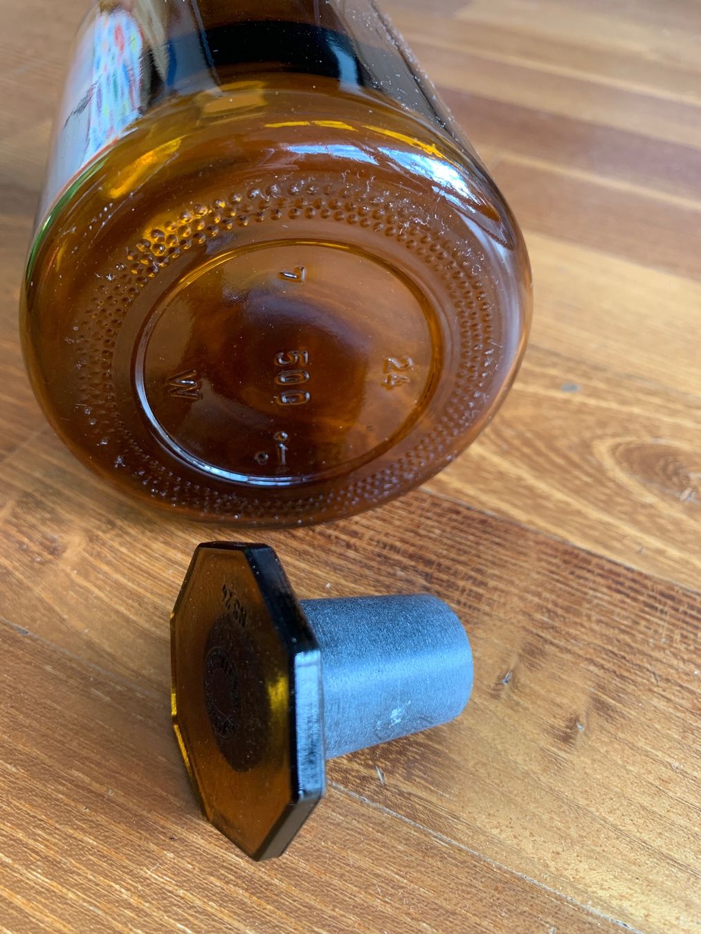 Accessori da laboratorio: Drei Apothekerflaschen – Difettoso da Edlibach venduto da RUW19 9