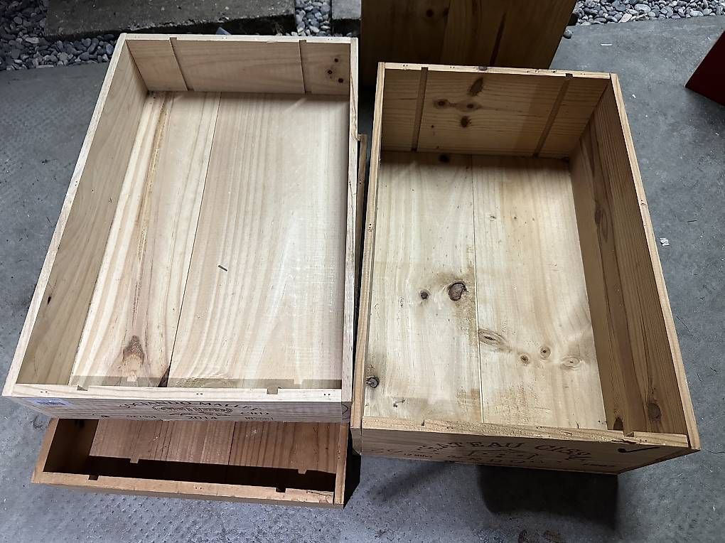Caisses de transport: Weinkisten Holzbox gross – D'occasion à Muttenz par anna123