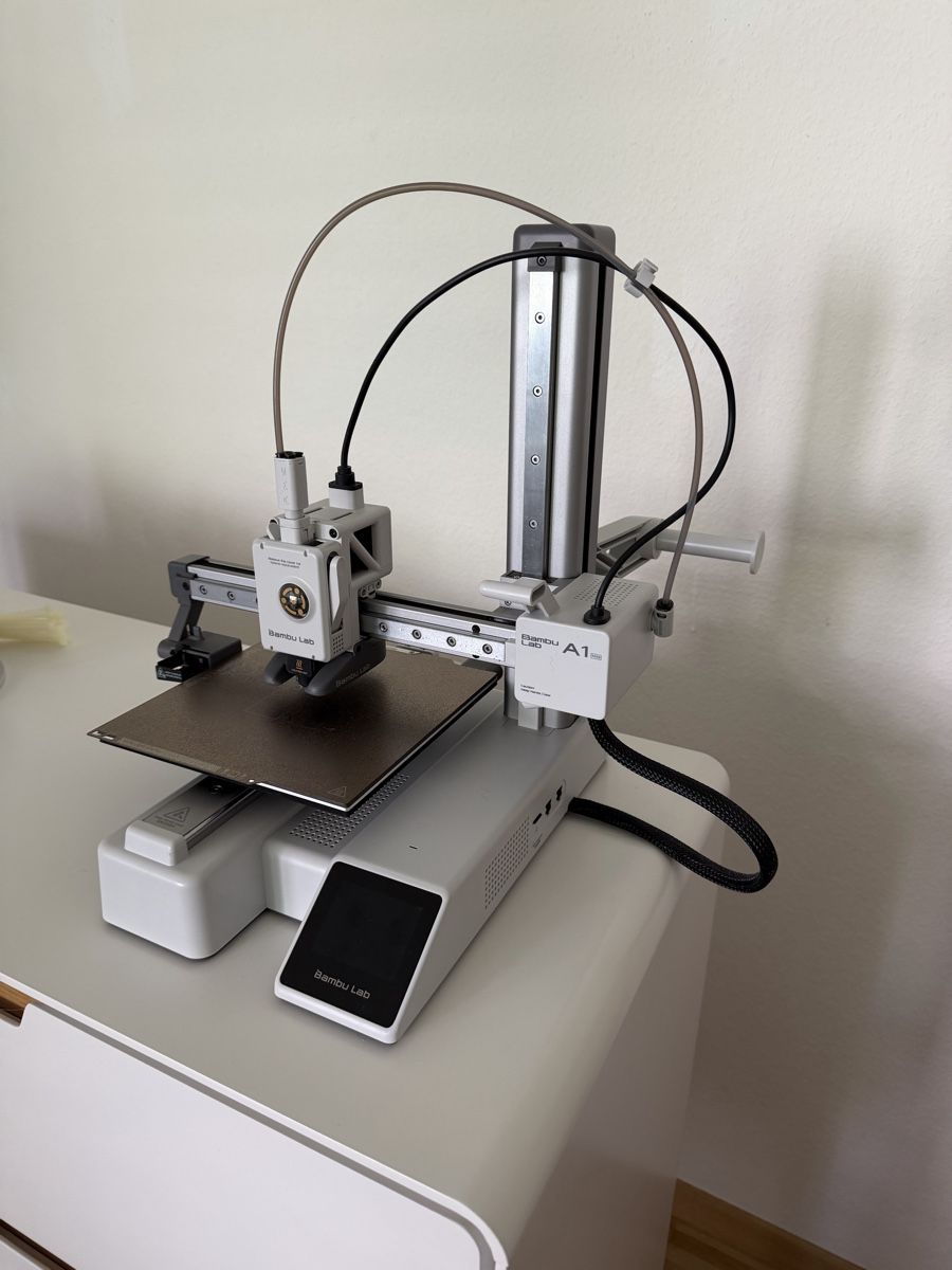 Bambu Lab Stampanti 3D: 3D-Drucker Bambu Lab A1 mini mit Zubehör – Usato da Buchs SG venduto da chillibowl 3