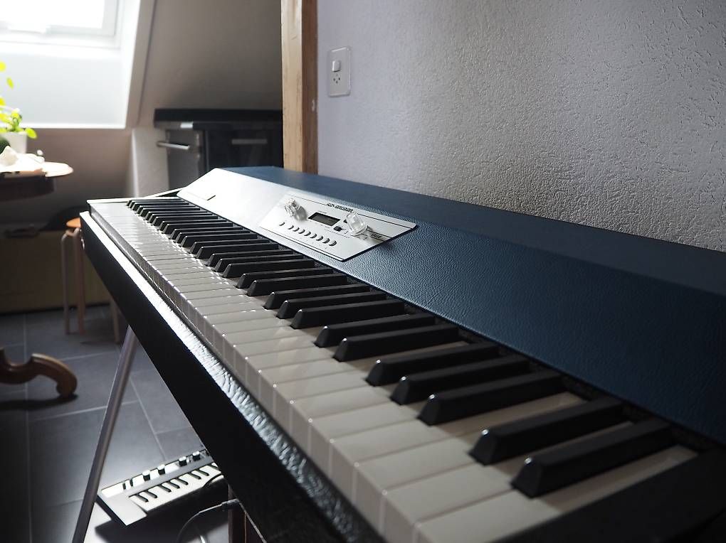 Musikinstrumente: Crumar Seventeen  – Gebraucht aus Bern von Androdo 2