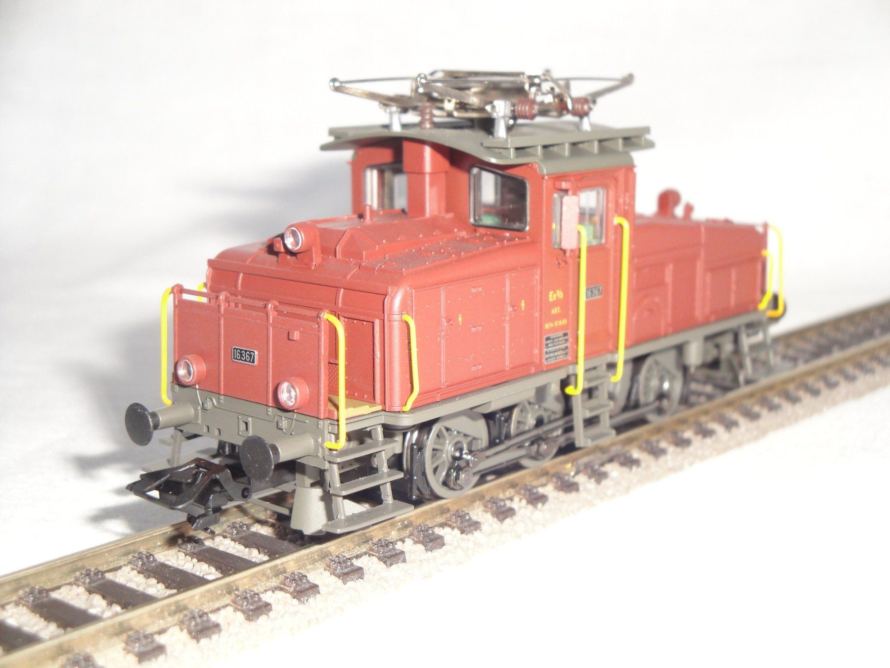 Trix Modelleisenbahnen: Trix SBB-Ee 3/3 16367 – Neu und originalverpackt aus Wolfwil von heinzs3575 1