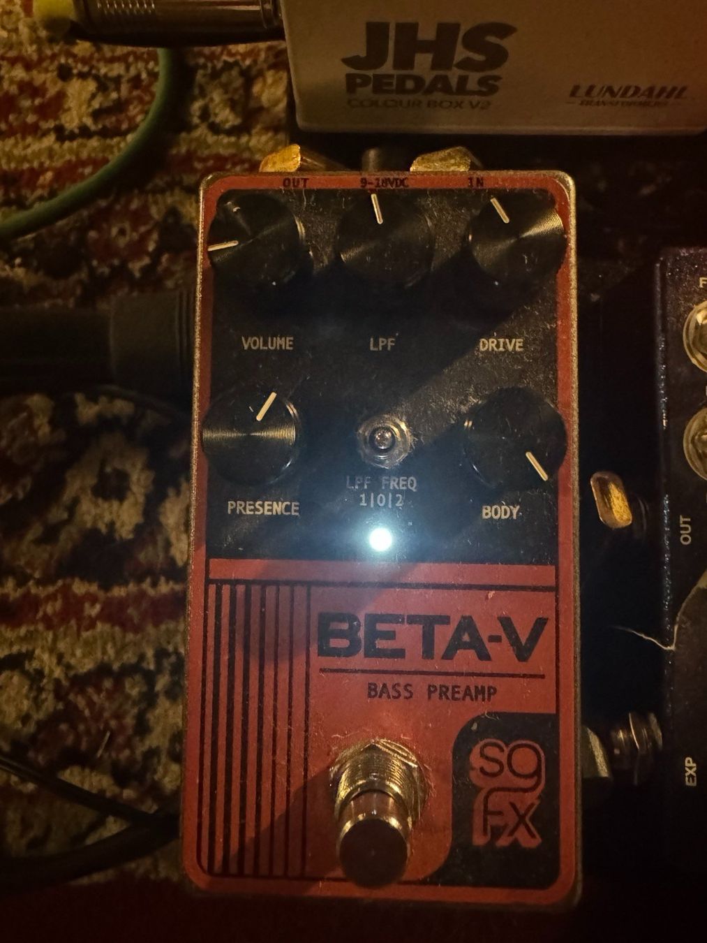 Strumenti musicali: SolidGoldFX Beta-V Bass Preamp / Overdrive – Usato da Zürich venduto da remierancid