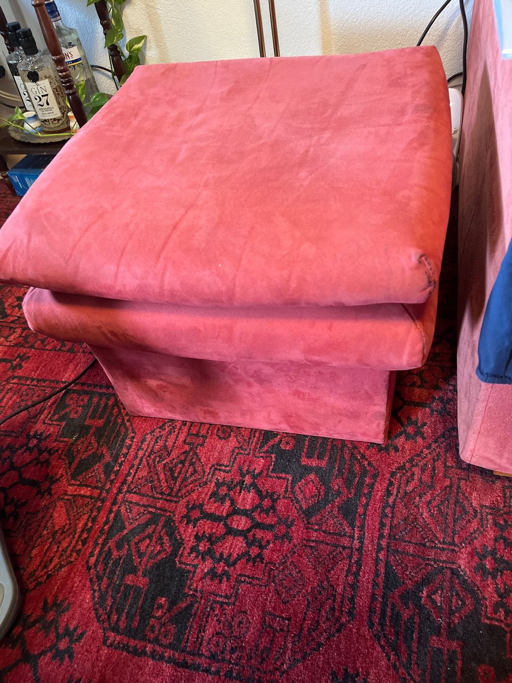 Hocker: * Hocker * – Gebraucht aus ZUERICH von Natako