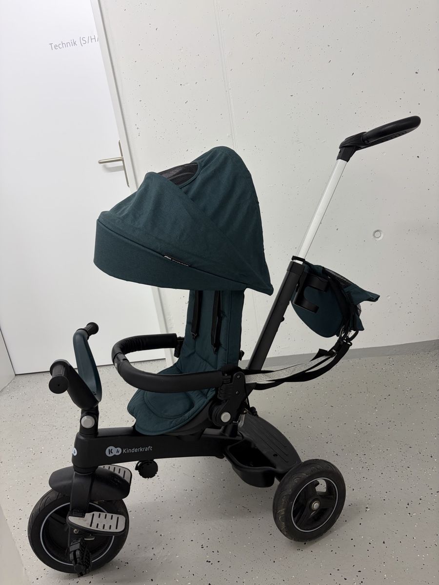Kinderkraft Véhicules pour enfants: Kindercraft Dreirad mit Schiebestange und Sonnendach – D'occasion à Meggen par Manoles
