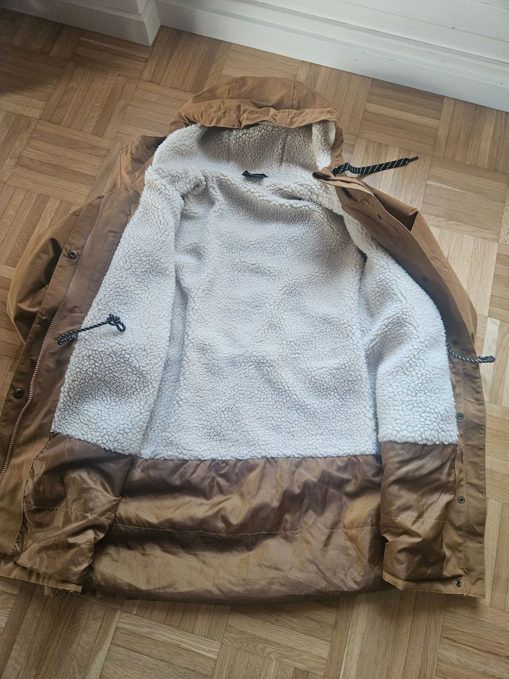 Giacche: Warme Winterjacke BELOWZERO Gr. M, Top Zustand! – Usato da Oberhelfenschwil venduto da tup12 3