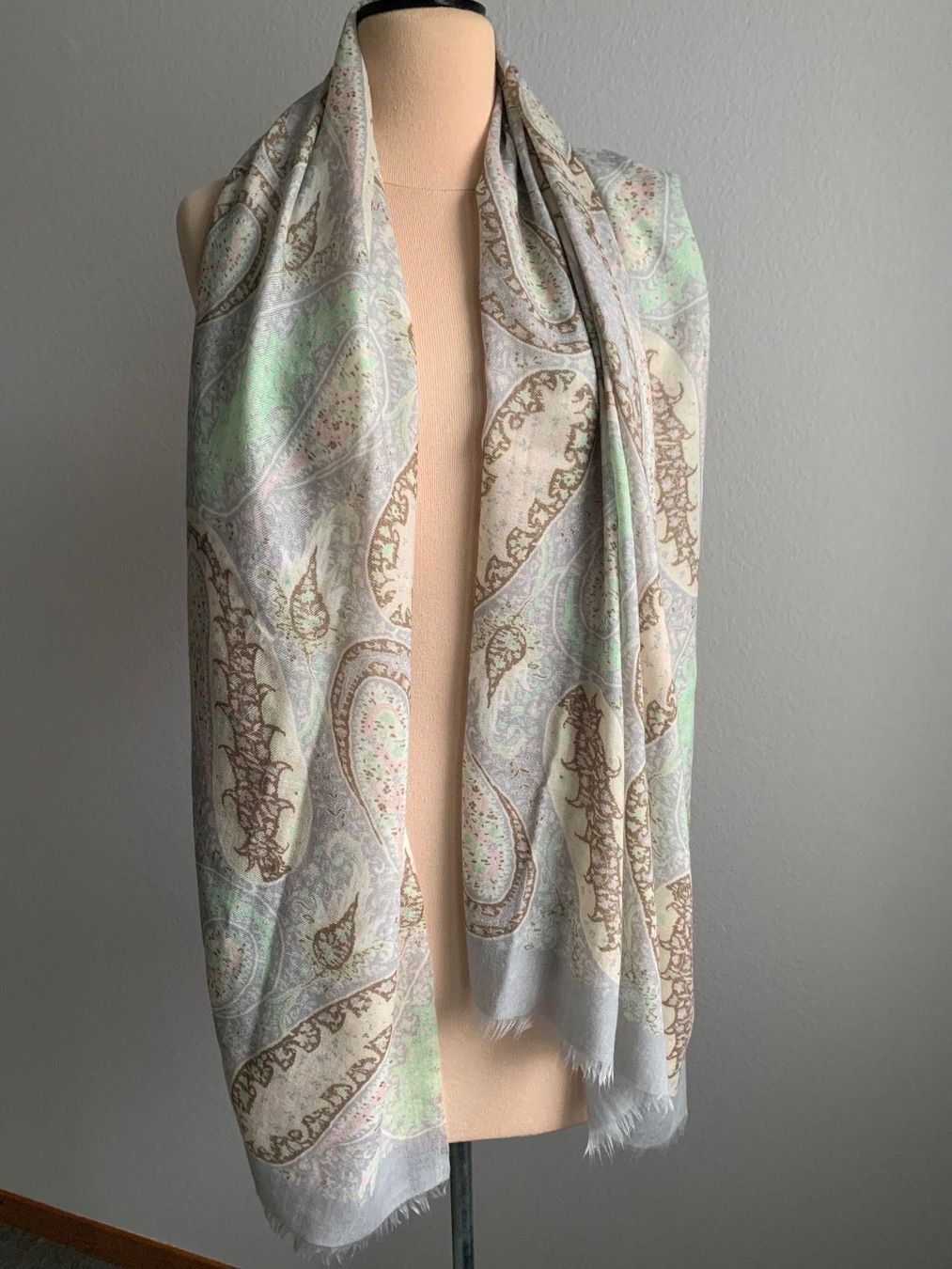 Foulard & Sciarpe: Fedeli Schal – Nuovo (secondo la descrizione) da Winterthur venduto da 11.11 3