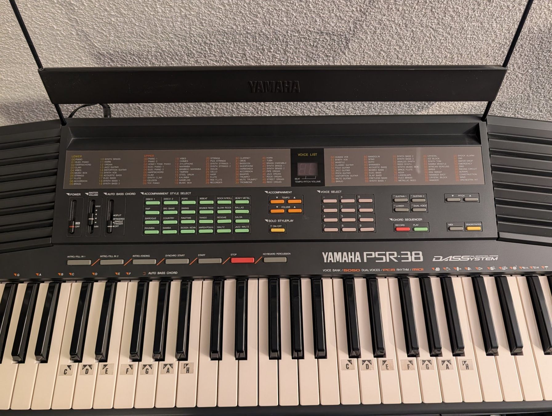 Yamaha PSR-38 Keyboard/Synthesizer inkl. Ständer (Gebraucht) in ...