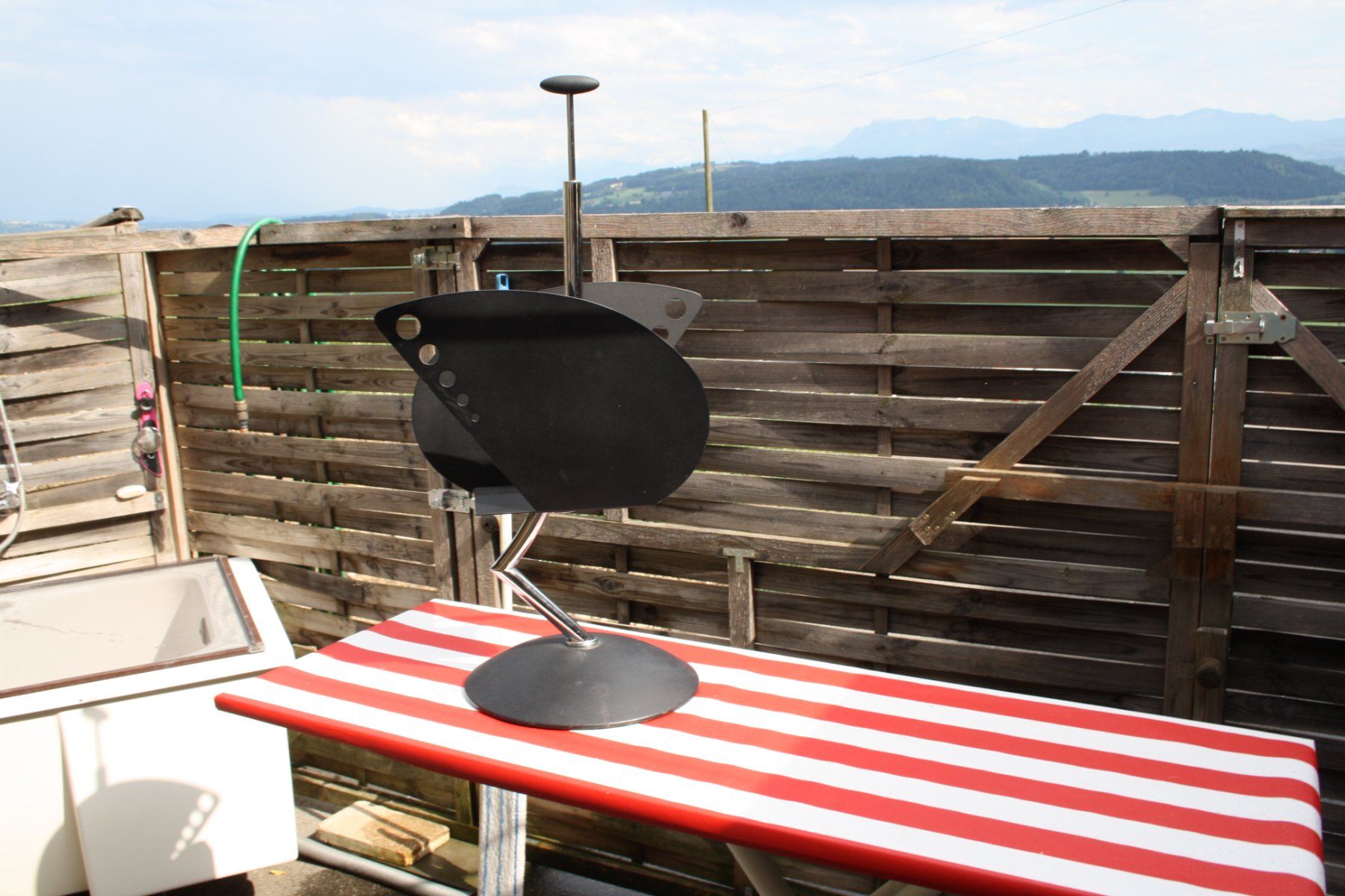 Altro per la casa: ZEITUNGSSTÄNDER  CHROM + SCHWARZ DESIGNER VINTAGESTIL – Usato da Wauwil venduto da Pneuedy 3
