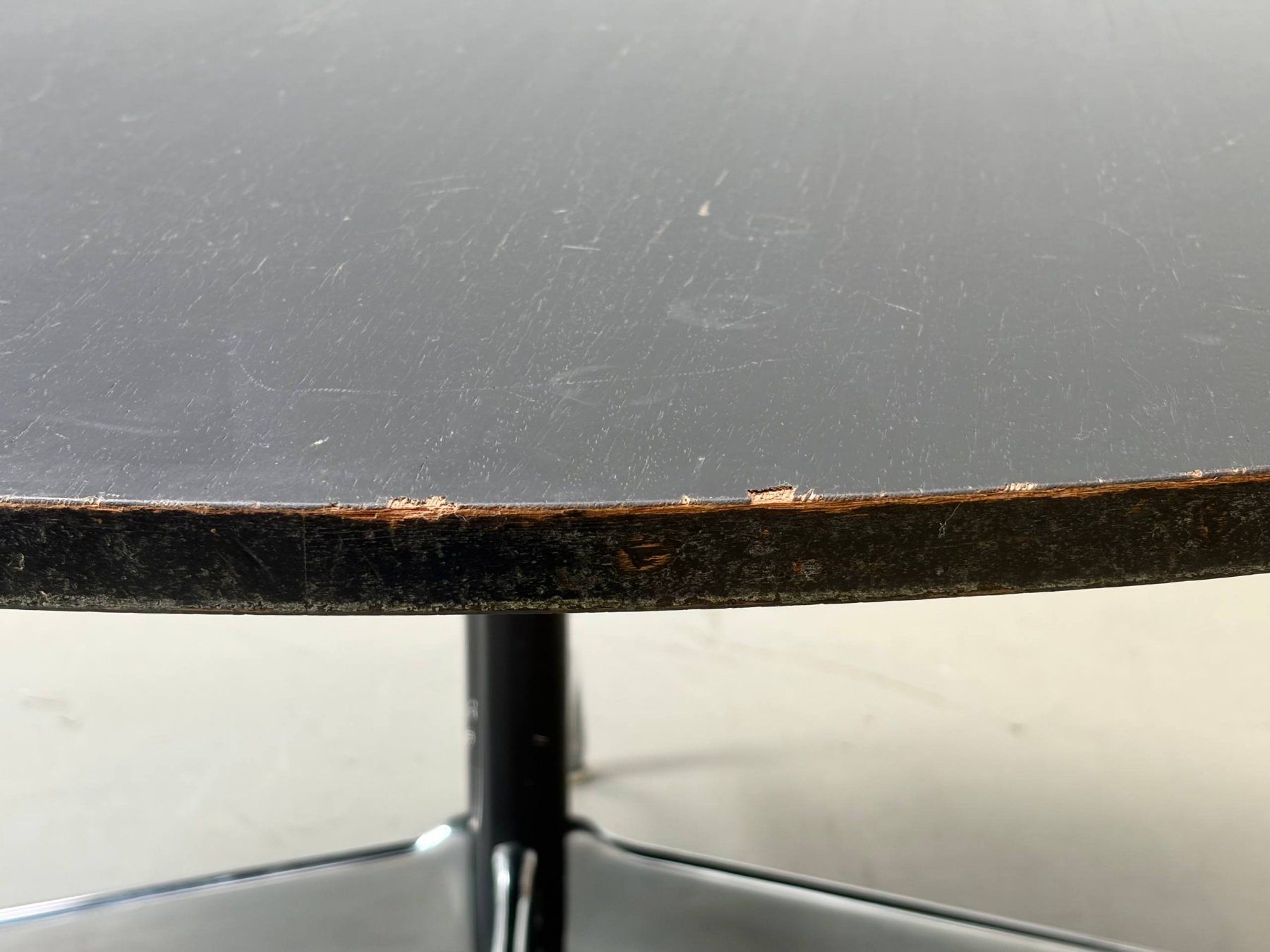 Herman Miller Tavoli: Vintage Herman Miller Eames Segmented Table von Vitra, 1990 – Usato da Zürich venduto da LeMoege 8