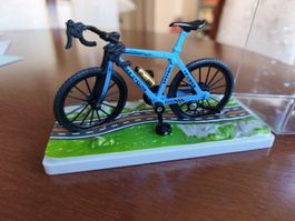 Modell Rennvelo / Miniatur Bike blau