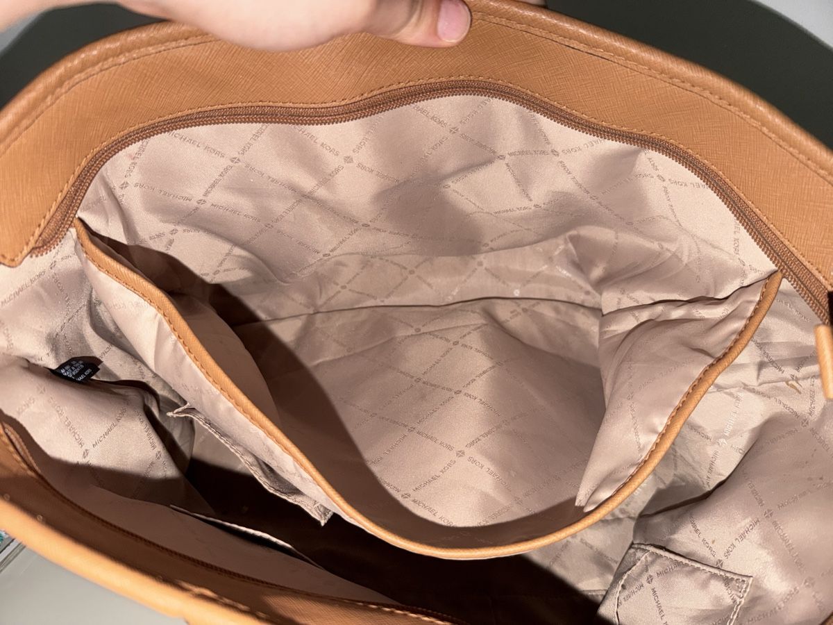 Michael Kors Taschen: Michael Kors Tote Bag  – Gebraucht aus Zürich von 2ndhandzurich 3