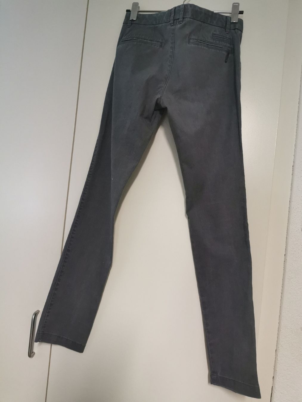 Cinque Pantaloni: CINQUE Ciwood Hose 44 grau – Usato da Egg b. Zürich venduto da heikei 2