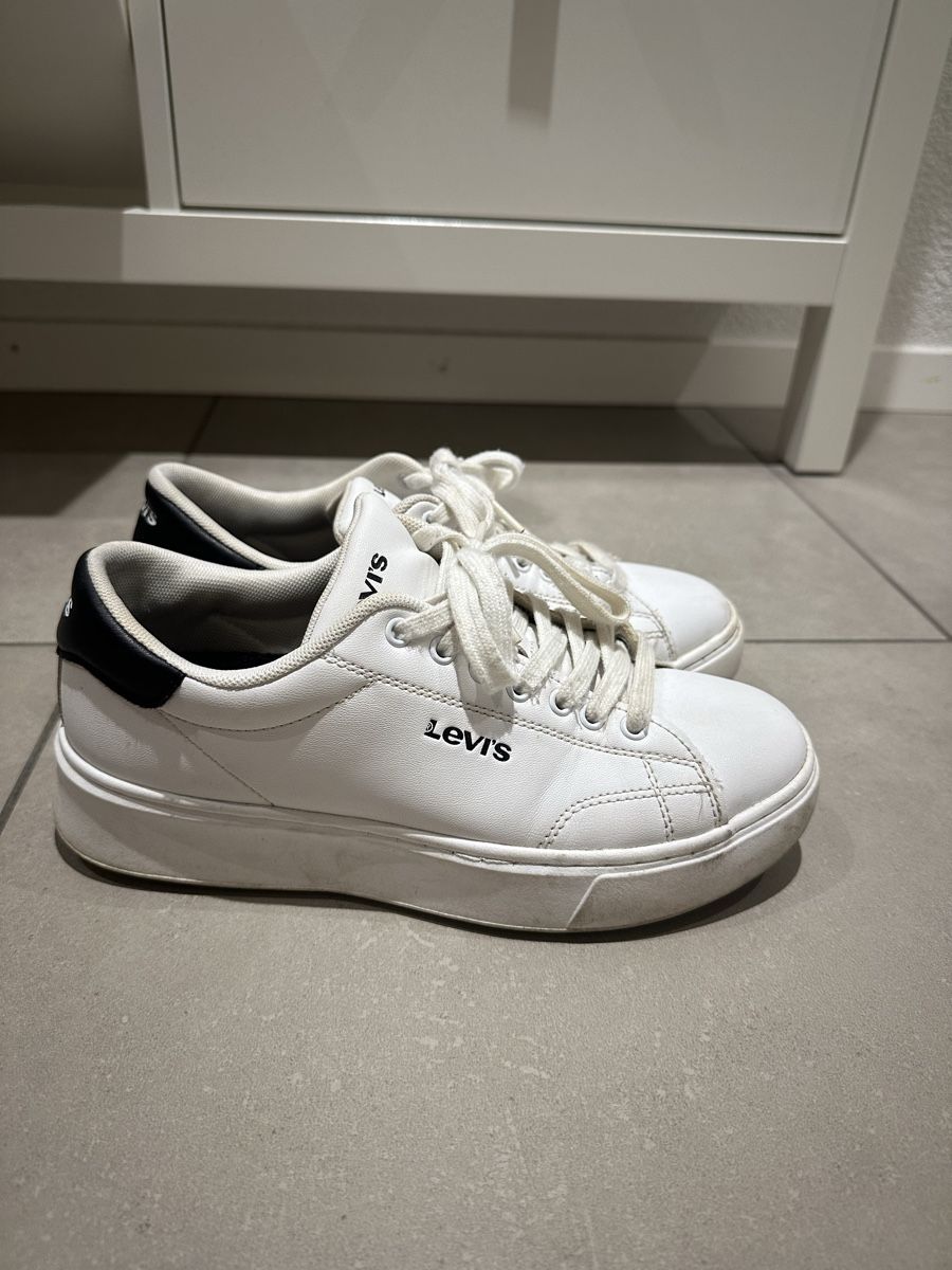 Levi's Scarpe da uomo: Baskets Levi's blanches – Nuovo (secondo la descrizione) da Bulle venduto da Miriammf_6
