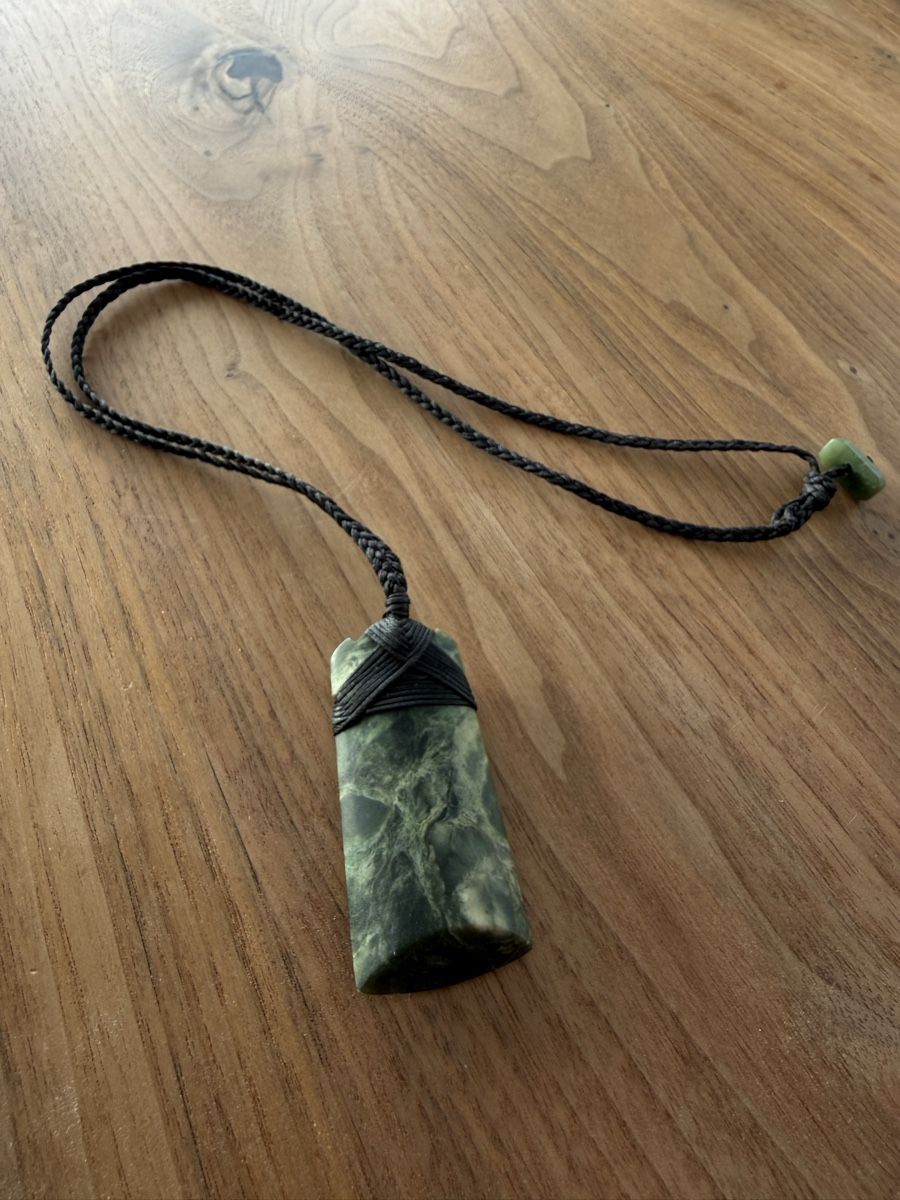 Edelsteine: Wunderschöner Neuseeland Greenstone Jade Tiki – Neu (gemäss Beschreibung) aus Büron von Eselhudi 1
