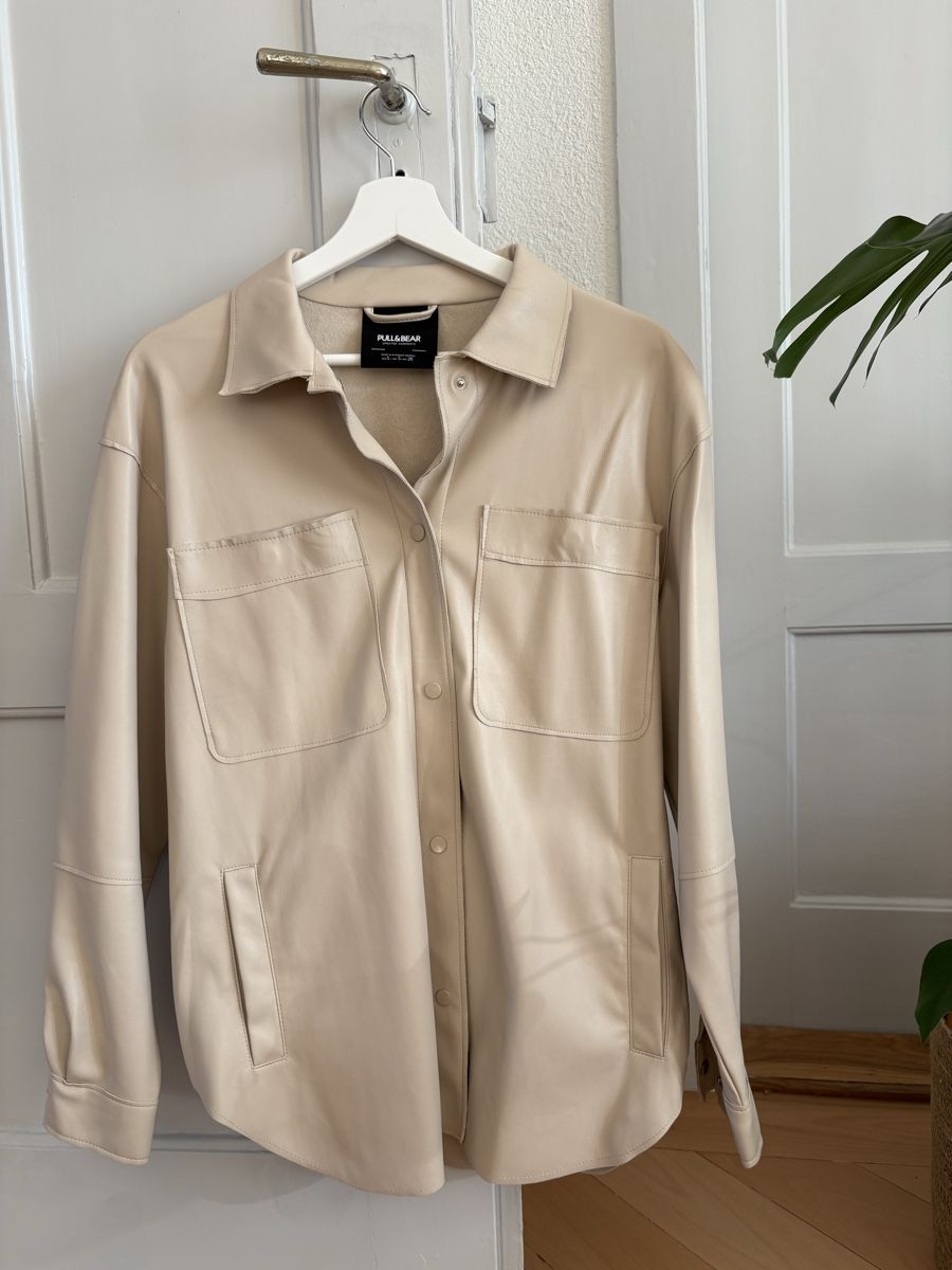 Pull&Bear Giacche: KUNSTLEDERJACKE P&B – Usato da Bern venduto da julian.k97