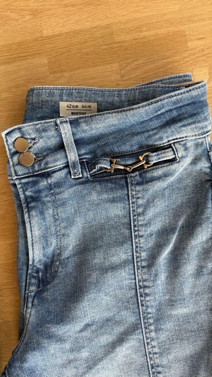 C&A Jeans: Stylische Bootcut Jeans EU gr.42 – Usato da Winterthur venduto da -BeHappy24- 6