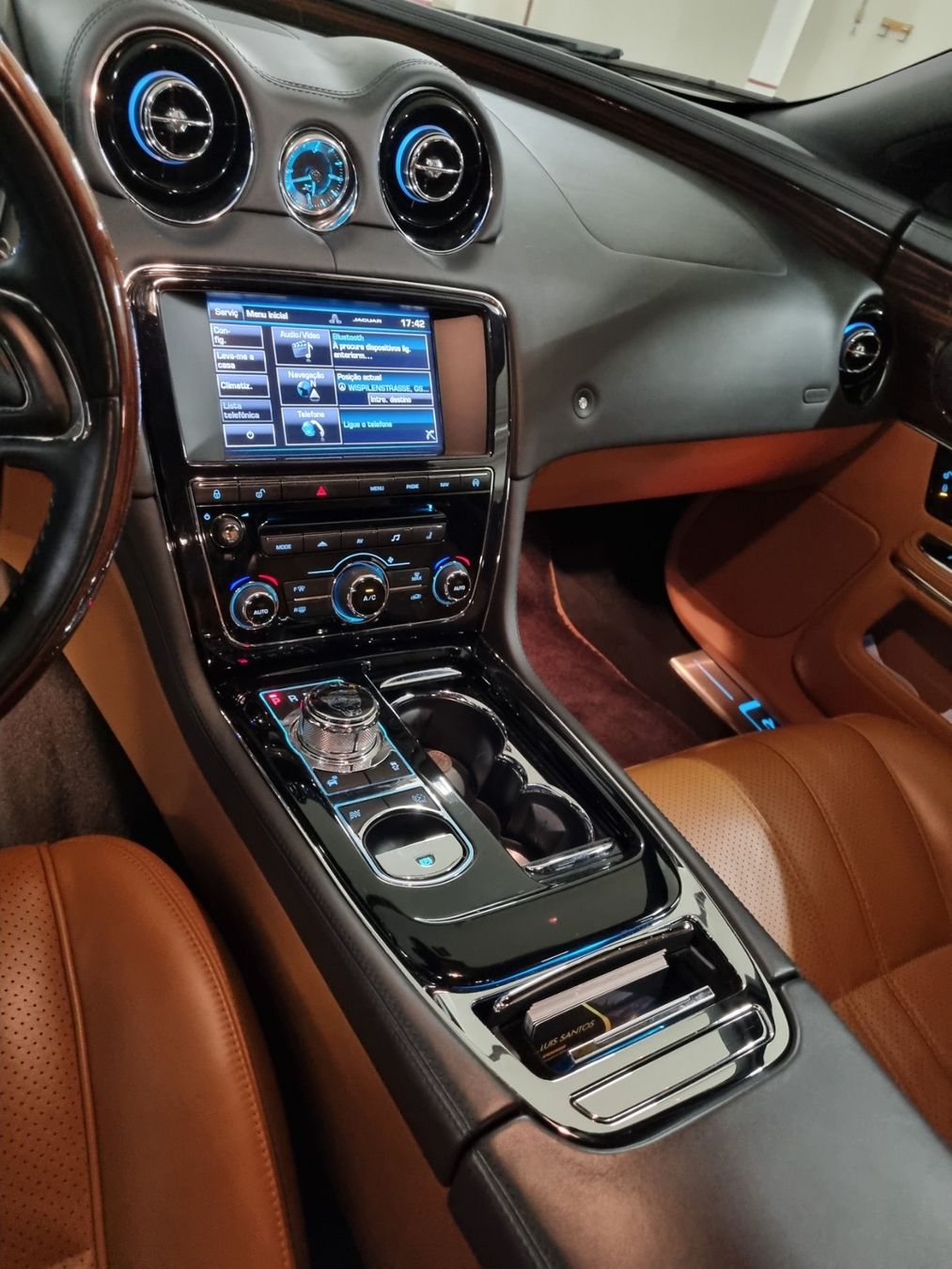 Jaguar Autos: Jaguar XJ 3.0 S/C AWD XJL – Gebraucht aus Rougemont von 911__ 5