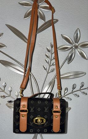 Schöne Tasche Neu 1-2 mal getragen🌸