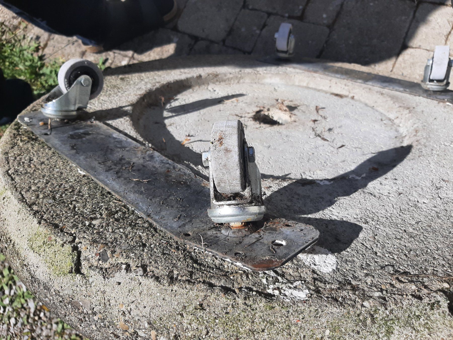 Sonstiges: Betonsockel – Gebraucht aus Hinwil von Unglaubliche-Treffer 4