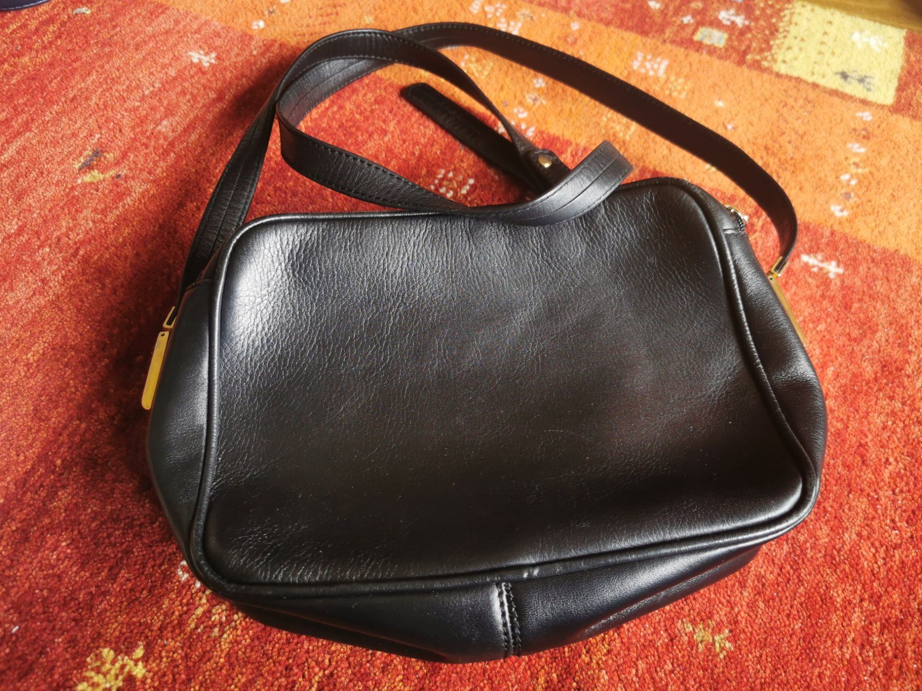 Sacs femmes: Tasche – D'occasion à Zürich par Physicroger 1