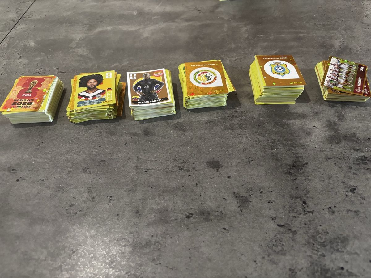 Panini Carte collezionabili: Panini WC 2026, 560 cartes avec doubles – Usato da Valangin venduto da gui_227p 1