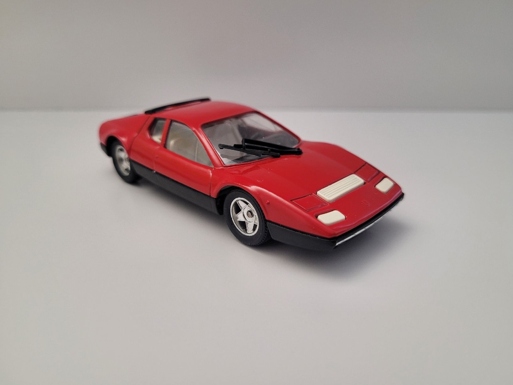 Solido Modellini d'auto: FERRARI BB (SOLIDO) 1/43 NEU – Nuovo (secondo la descrizione) da Zumikon venduto da tho_9zm8 2