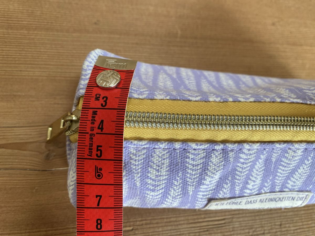Herlitz Altro in Scrittura & Disegno: Lila Etui Baumwolle mit Spruch - Neu! – Nuovo (secondo la descrizione) da Buochs venduto da H16 6