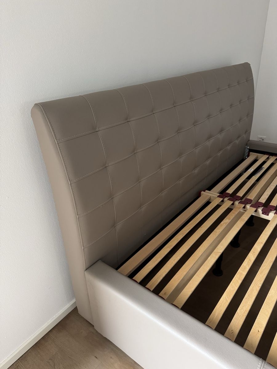 Letti: Grosses Doppelbett – Usato da Buchs ZH venduto da manu0123 1