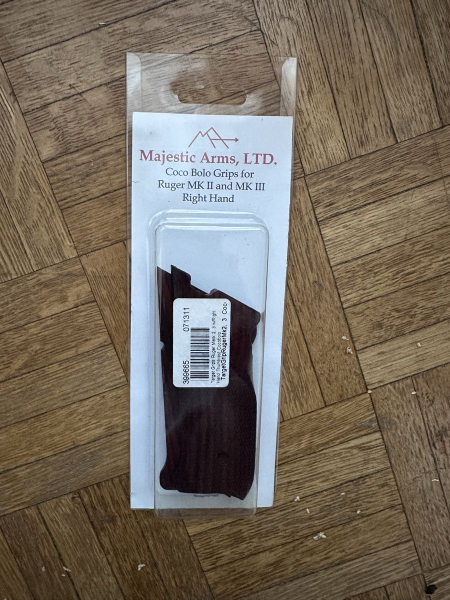 Tutti gli attrezzi: Holzgriffe Cocobolo per Ruger MK 2-3 – Usato da Lugano venduto da bat_wsc8 2