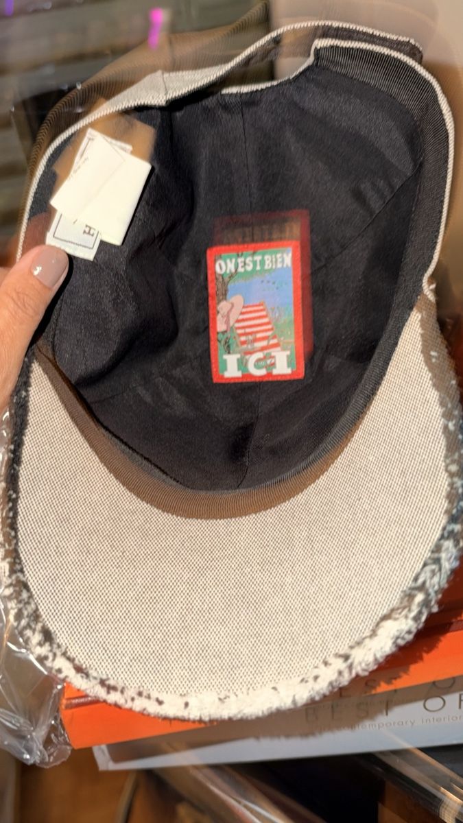Hermès Chapeaux, bonnets & casquettes: Hermes gray cotton cap  – Neuf (Voir description) à Genève par val_rp9x 2