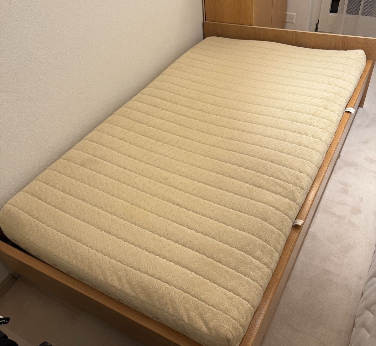 Bico Letti: Single Bed Frame with Bico Flex Mattress Base - Solid! – Usato da Stallikon venduto da mijatn