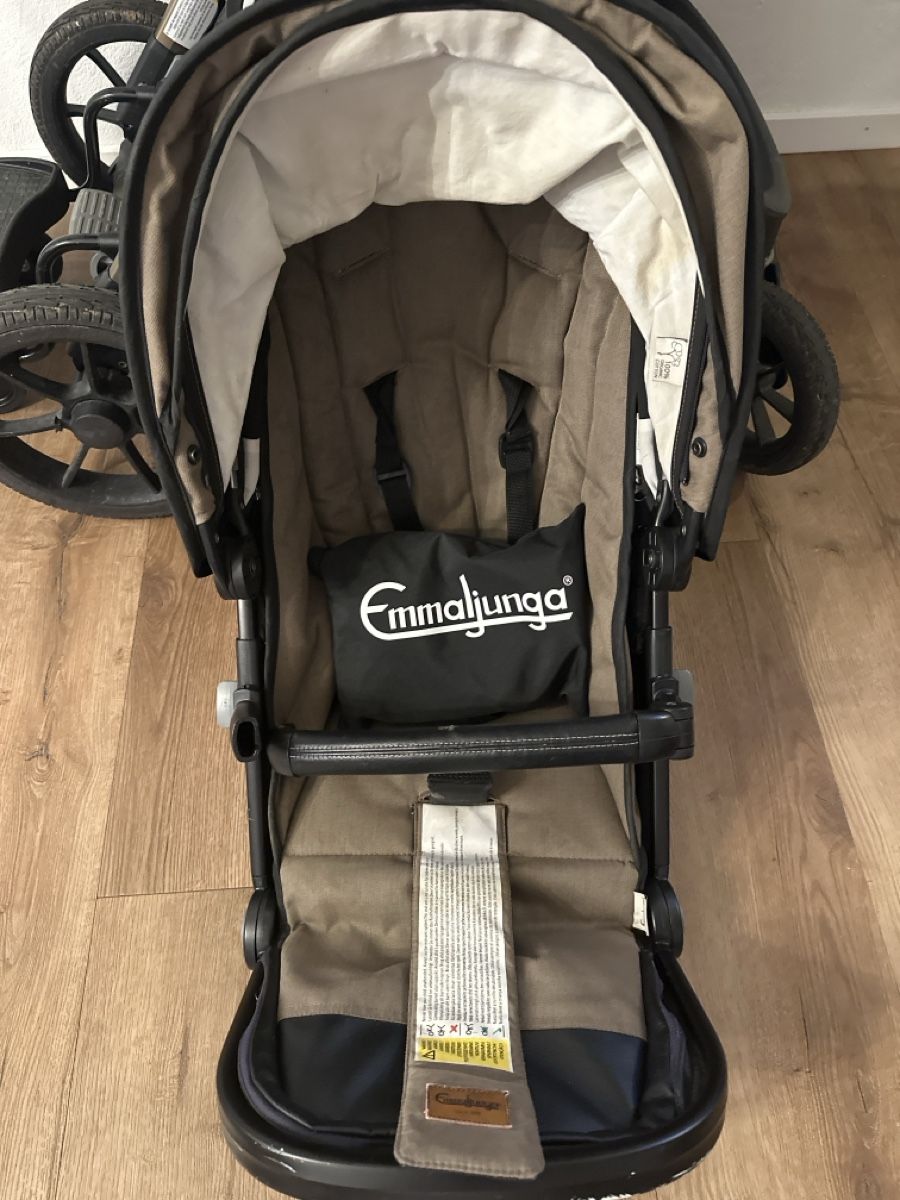 Emmaljunga Carrozzine: Emmaljunga Kinderwagen mit viel Zubehör – Usato da Klingnau venduto da leobox 3