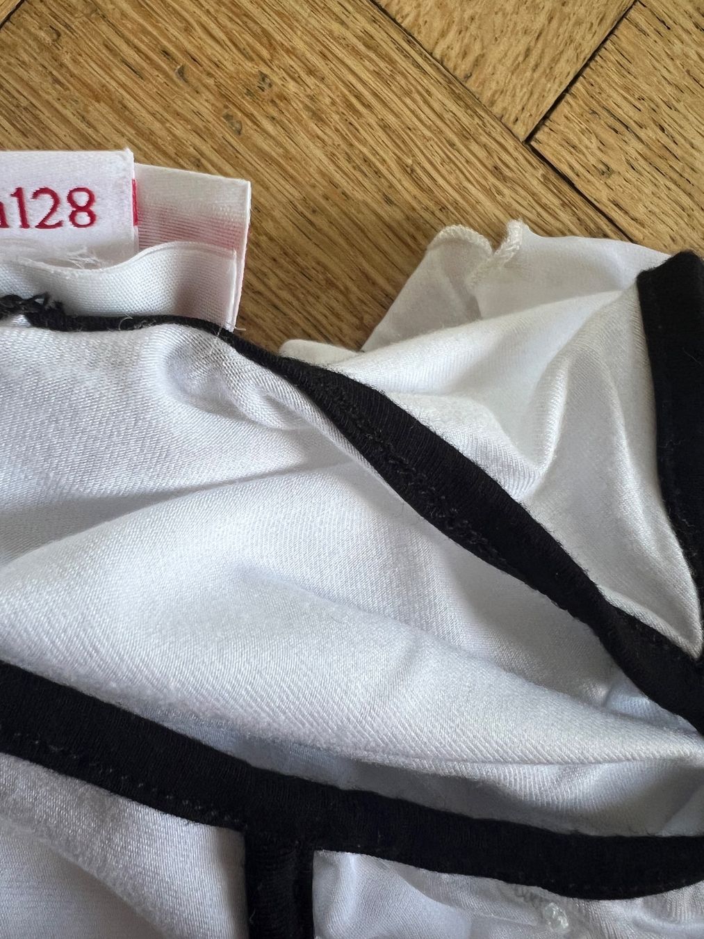 Blouses, T-shirts & Tops: Top, Brums Gr. 128 - luftig leicht – D'occasion à Beinwil am See par brigittehug 4