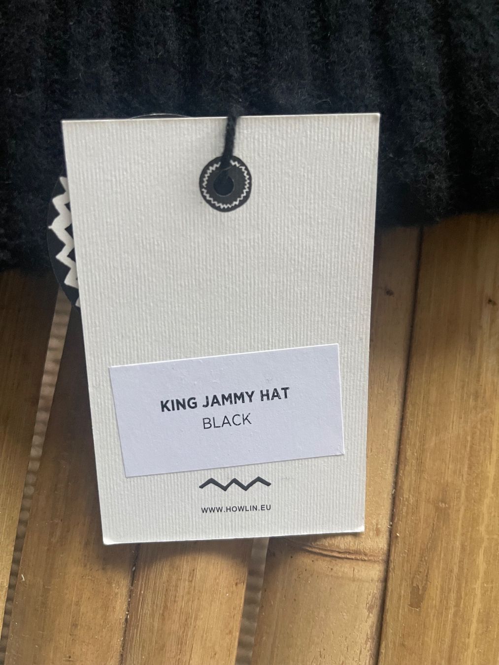 Copricapi, berretti & cappellini: HOWLIN' King Jammy Mütze - Schwarz  neu – Nuovo e nell'imballaggio originale da Nussbaumen AG venduto da HelenaDavid1910 3