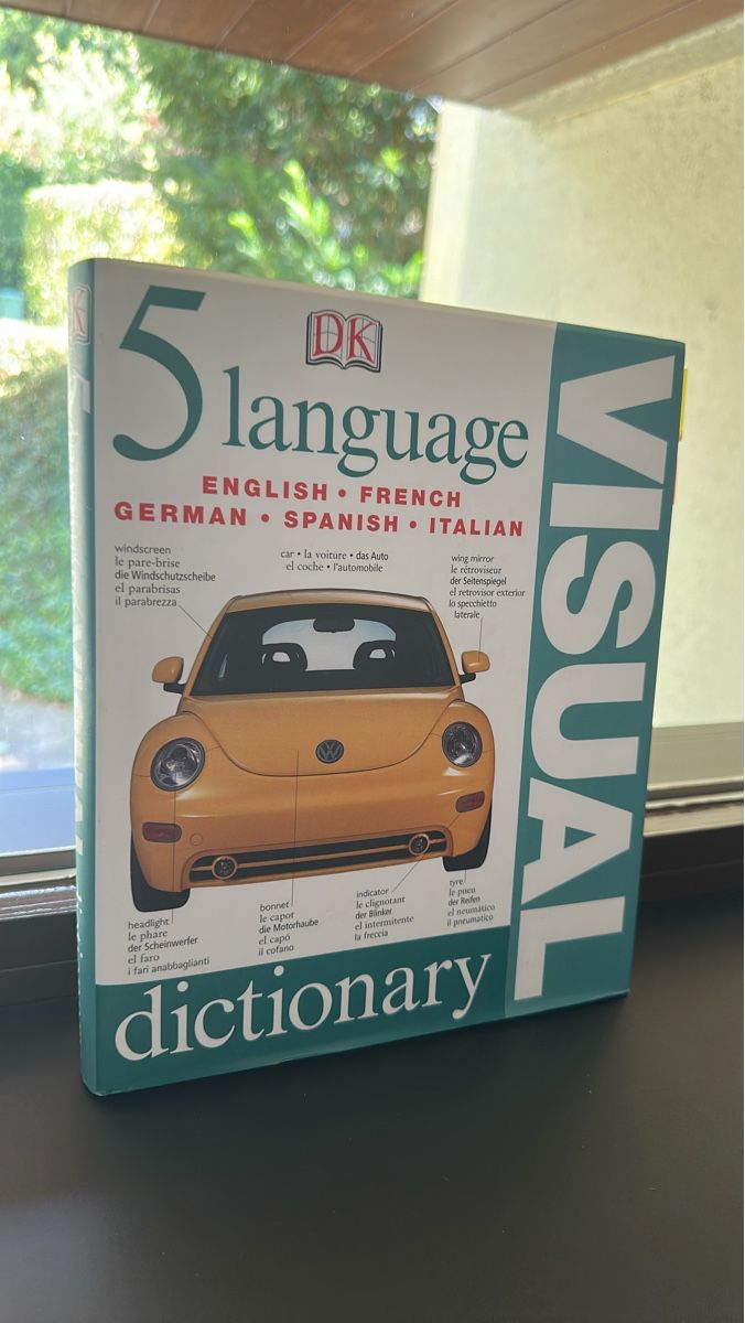 Livres: DK 5 Language Visual Dictionary gebraucht – D'occasion à Unterägeri par Mercedes-Benz2012