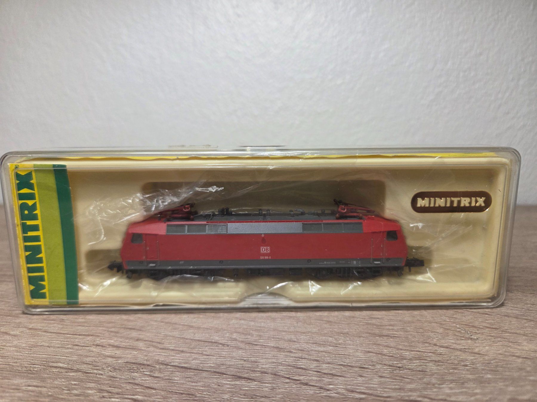 Trix Modellini di ferrovie: Minitrix N 12133 E-Lok BR 120 DB – Usato da St-Aubin-Sauges venduto da Lo_Go 6