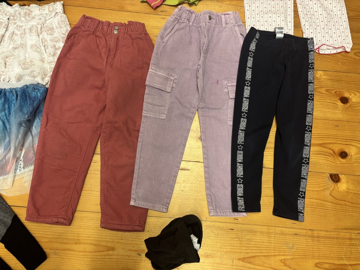 Lotti & Set di vestiti: Kleiderpaket Mädels, Grösse 128 – Usato da Büren an der Aare venduto da Nikito2001 5