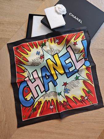 CHANEL MÉTIERS D'ART 2026 BANDANA NEW