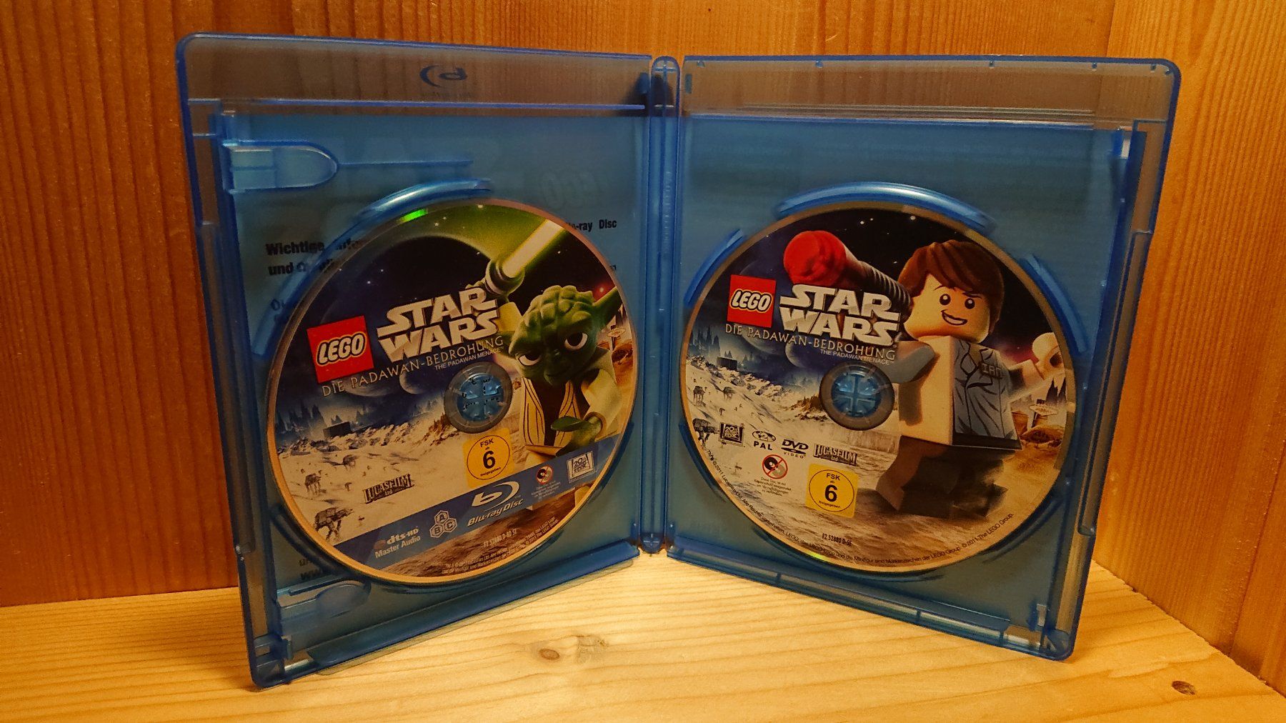 Tutti i DVDs: LEGO STAR WARS DIE PADAWAN-BEDROHUNG Blu-Ray – Usato da Wilderswil venduto da Exebub 2