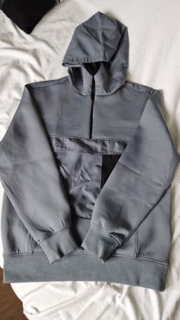 Sportpullovet / Hoodie von Zara