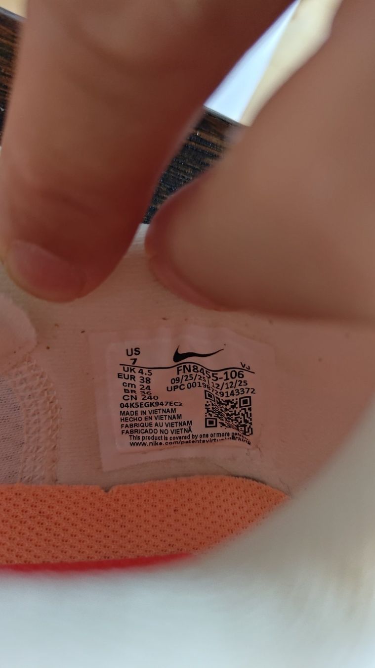 Nike Chaussures femmes: Nike Zoom Fly 6, Gr. 38 – Neuf (Voir description) à Einsiedeln par Grohl 6