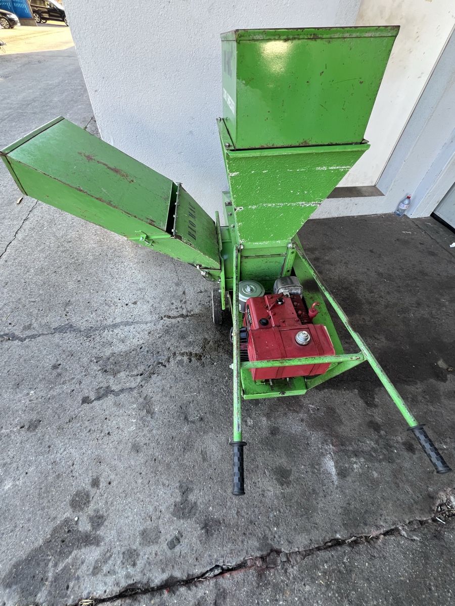 Alle Maschinen: BIO-MAC Combi Shredder 11HP Guter Zustand – Gebraucht aus Uster von Uster1984 1