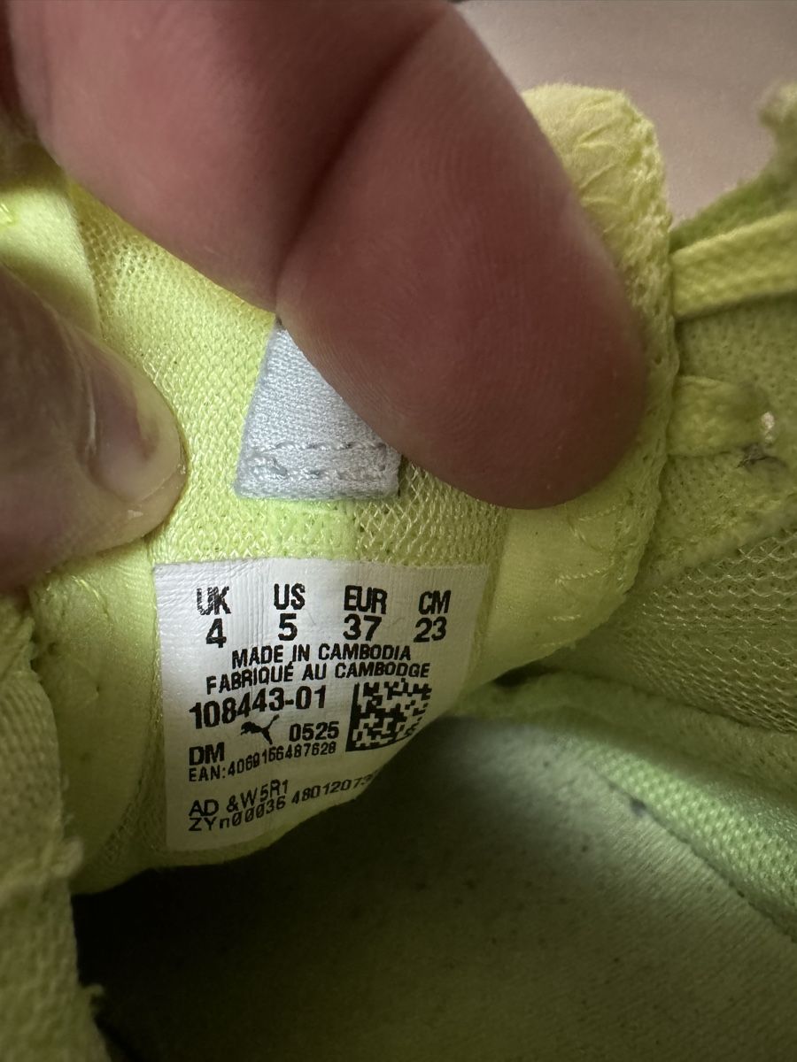 Puma Schuhe für Jungen: Puma Accelerate Jr 4 – Gebraucht aus Kloten von Karolina7 5