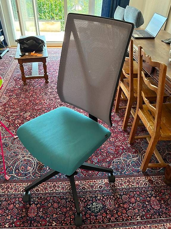 Stühle: Chaise de bureau ergonomique – Gebraucht aus Bulle von oga_r8mh