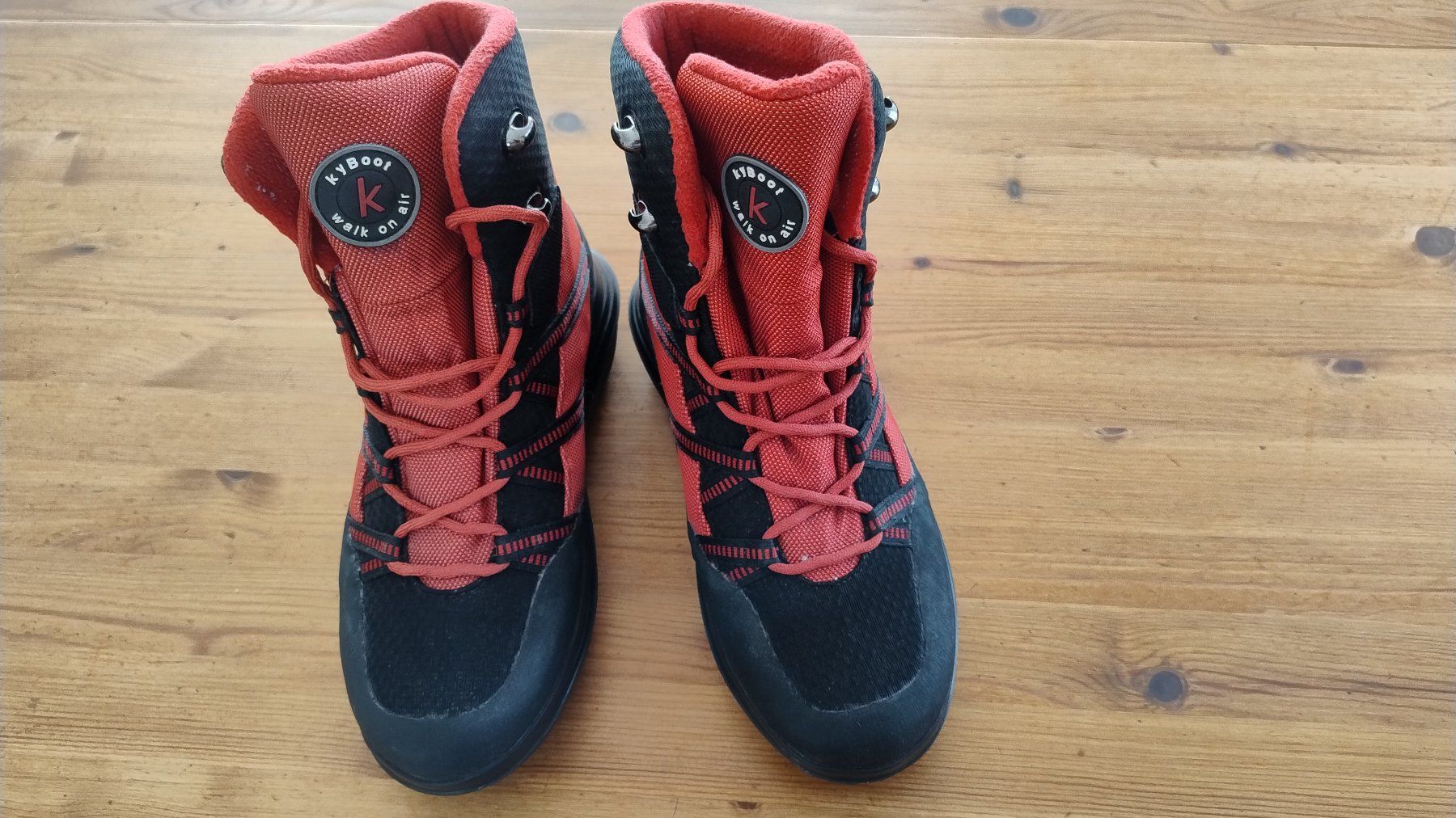 Kybun Scarpe da donna: Kybun Davos Red W Gr. 37 – Usato da Felben-Wellhausen venduto da Wisi35