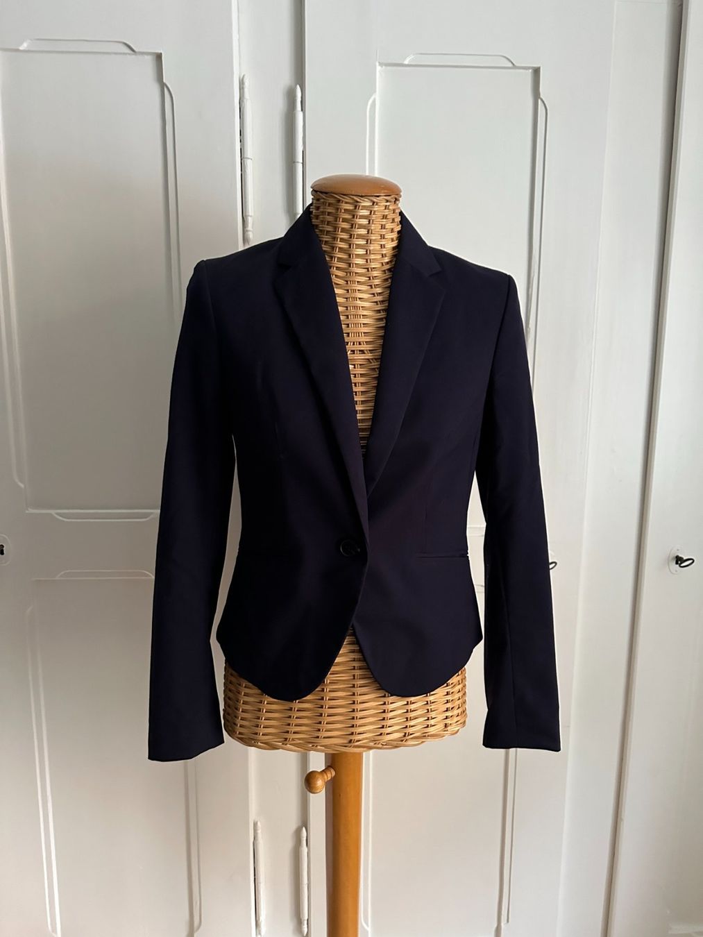 H&M Jacken: Blazer dunkelblau elegant - 36 – Gebraucht aus Zürich von Diazaio