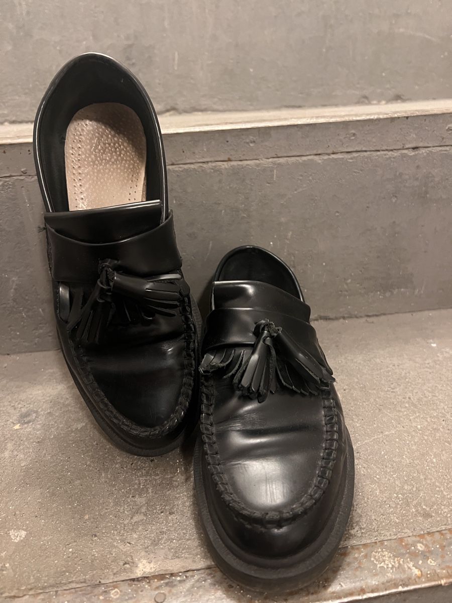 Dr. Martens Herrenschuhe: Dr. Martens Tassel Loafer – Gebraucht aus Zürich von Sesada 1