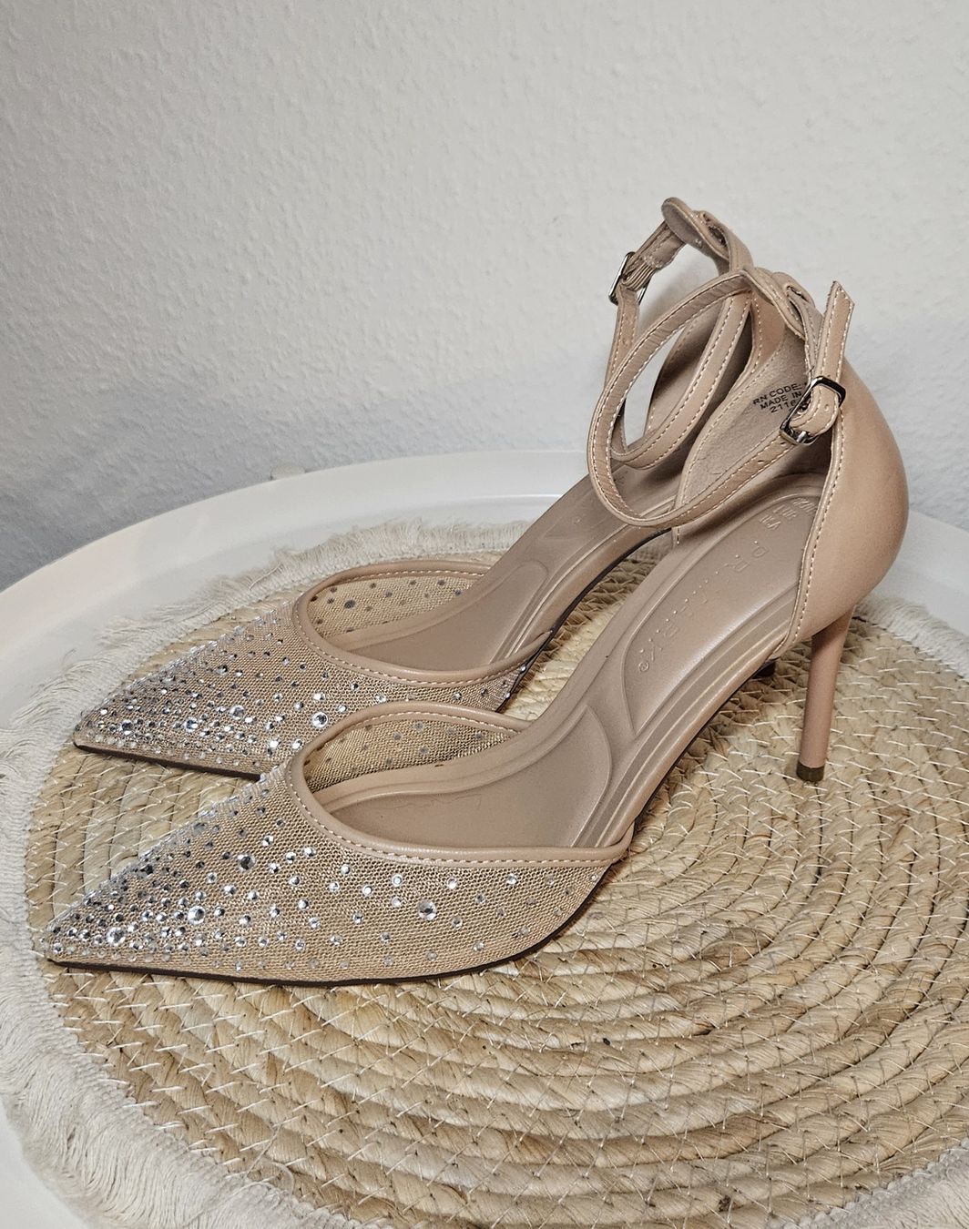 Scarpe da donna: Escarpins beige avec strass  – Nuovo (secondo la descrizione) da Nyon venduto da nay_y72c 2