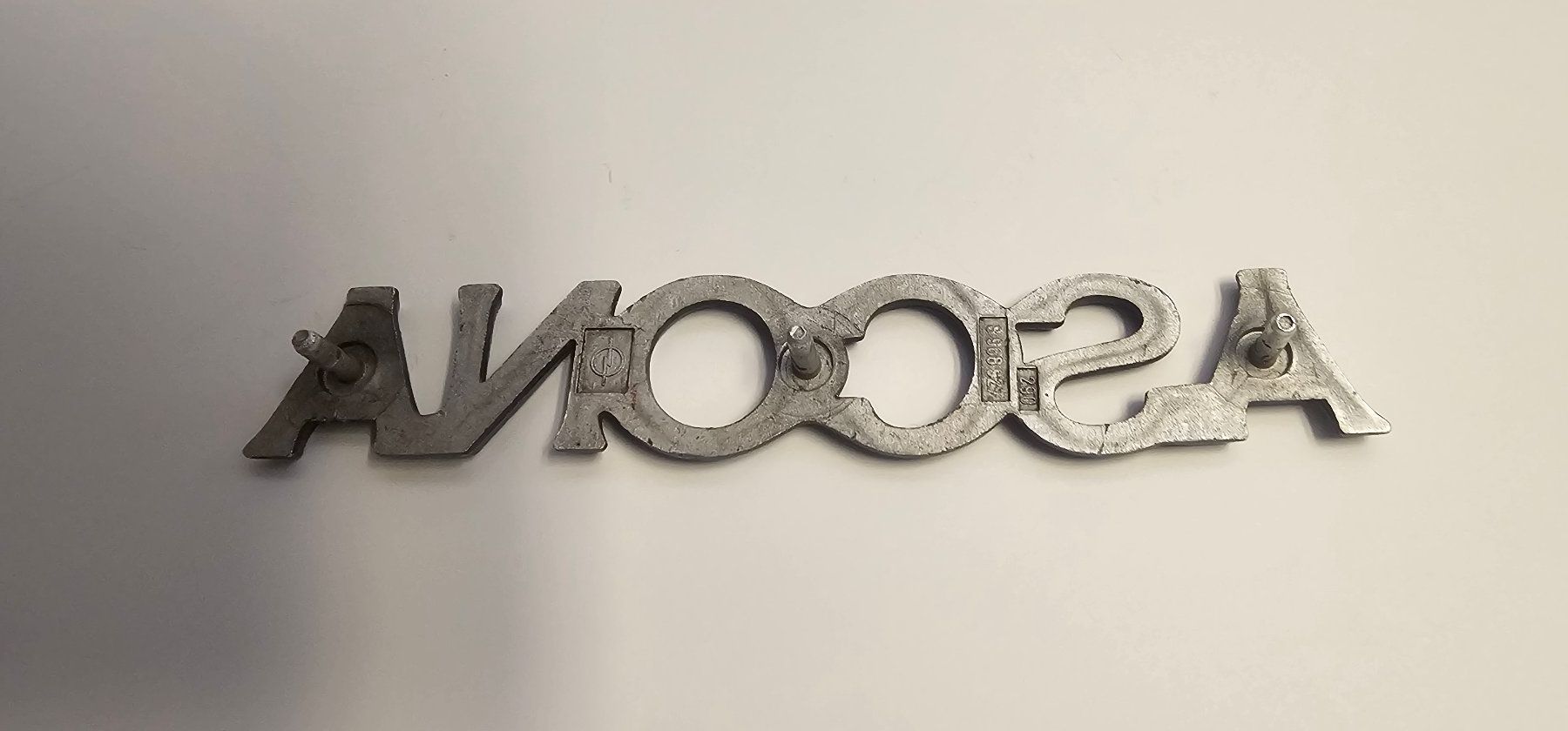 Insegne: Opel Ascona A Emblem Schild – Usato da Reinach AG venduto da 911356 2