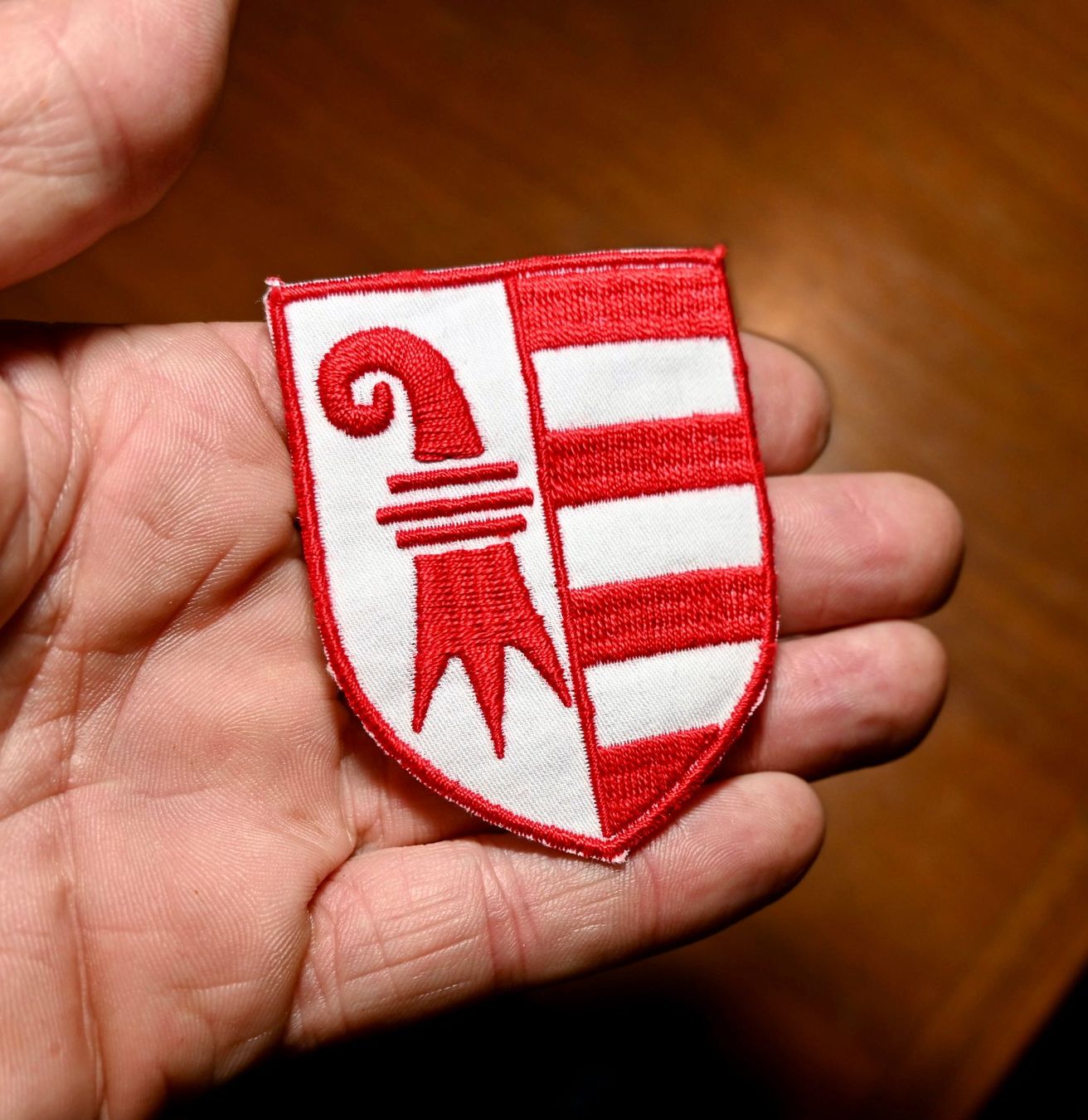 Swiss Placchette & Badge: WAPPEN  Jura PATCH badge AUFNÄHER – Usato da Pfaffhausen venduto da mono_rec